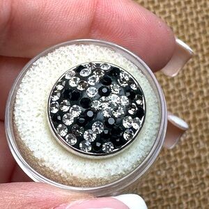 Magnolia and Vine 18mm Original Black/Clear Twilight Dazzle Snap